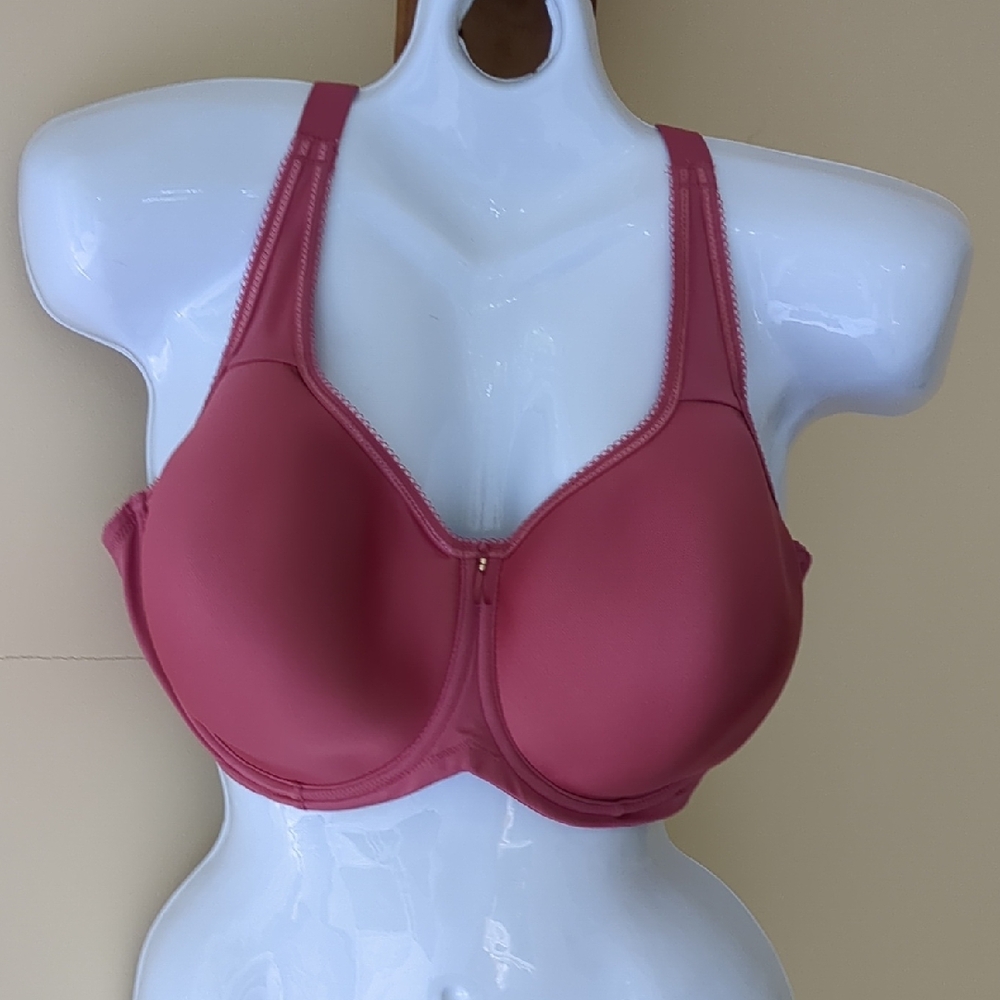 Wacoal Pink Bra with Molded Cups and Adjustable Straps